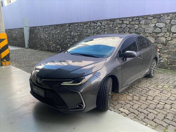 TOYOTA COROLLA 1.8 VVT-I HYBRID FLEX ALTIS PREMIUM CVT TOYOTA COROLLA 1.8 VVT-I HYBRID FLEX ALTIS PREMIUM CVT